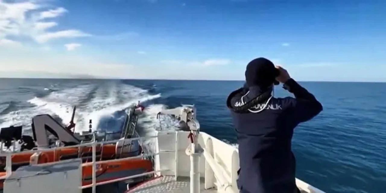 Samsun Valisi Tavlı, güvenlik güçleri ile telsizden bayramlaştı