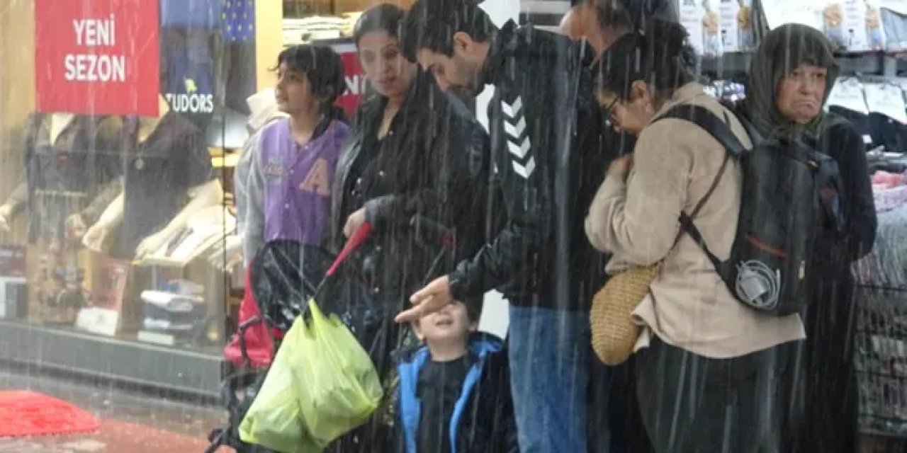 Samsunluların ani sağanak ile sınavı!