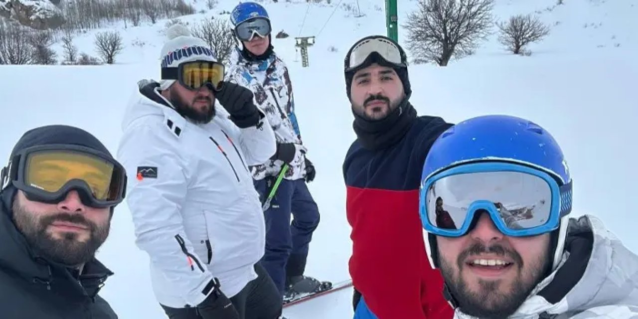 Bayburt’ta sırtına bağladığı hoparlör ile hem kaydı hem eğlendirdi!