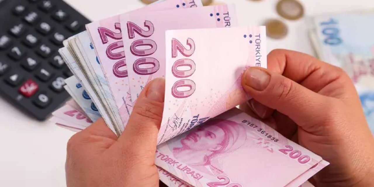 İşte memur ve emeklinin temmuz zammı! Polis, öğretmen, hemşire, doktor, avukat, araştırma görevlisi ne kadar maaş alacak?