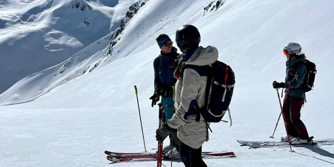 Kaçkar Dağları’nda Heliski Sezonu Tamamlandı: 300 Sporcu Katıldı