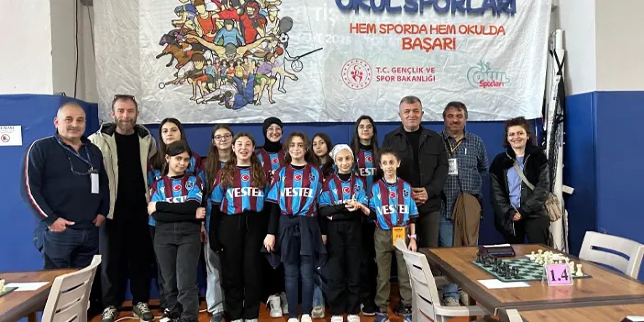 Trabzonlu satranççılardan bölge finallerinde büyük başarı