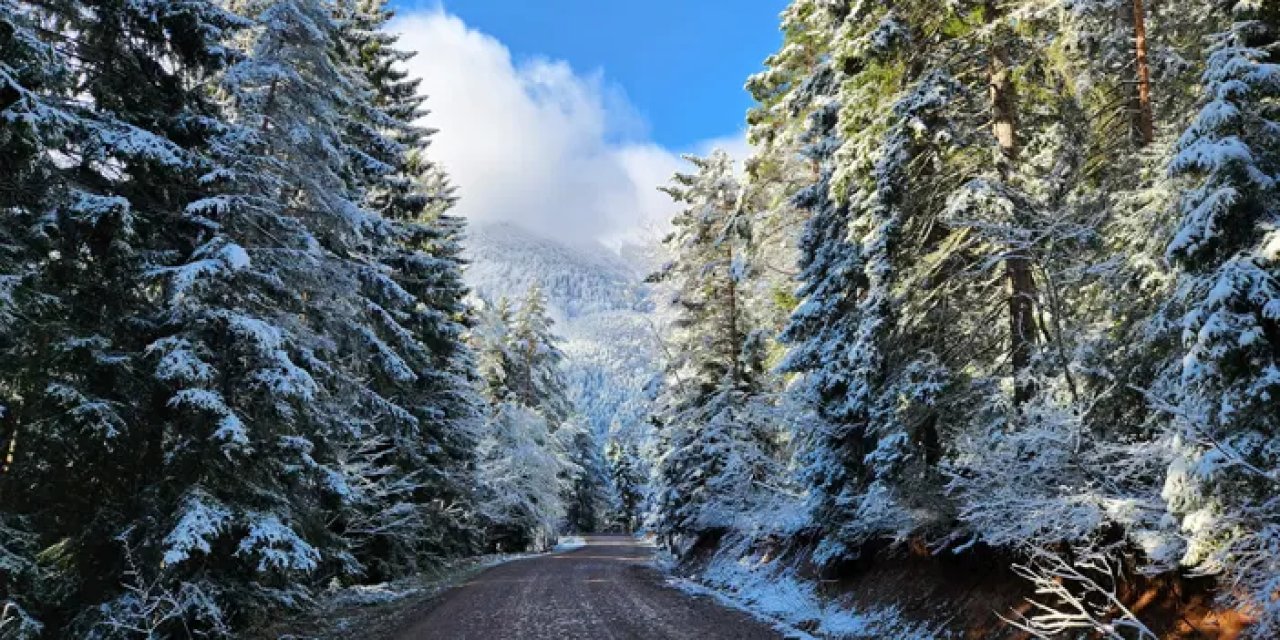 Nisan sürprizi! Bayburt ve Artvin beyaza büründü