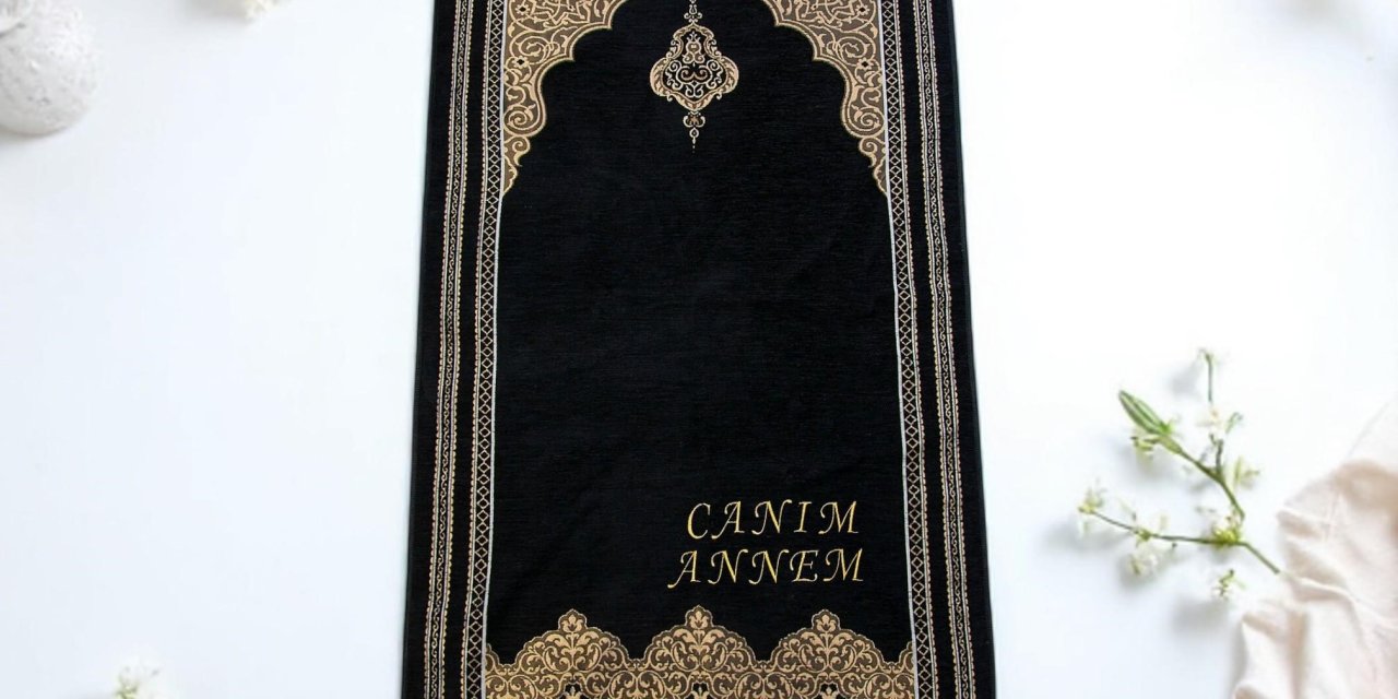 Seccade Seçiminde Nelere Dikkat Edilmeli? En İyi Seccade Modelleri