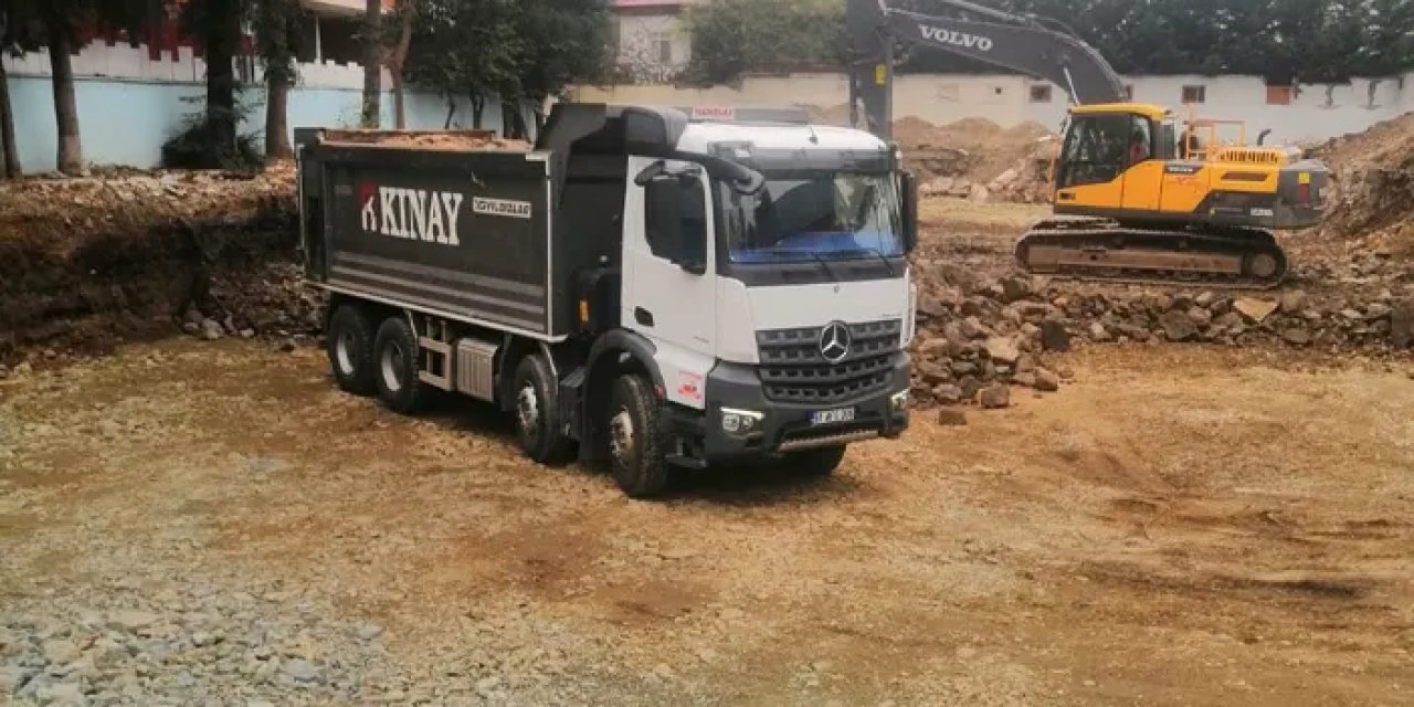 Yomra Vakfı Anadolu Lisesi temel atma törenine hazırlanıyor