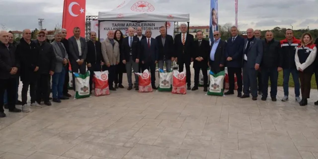 Samsun’da üreticilere fasulye ve ayçiçeği tohumu dağıtıldı!