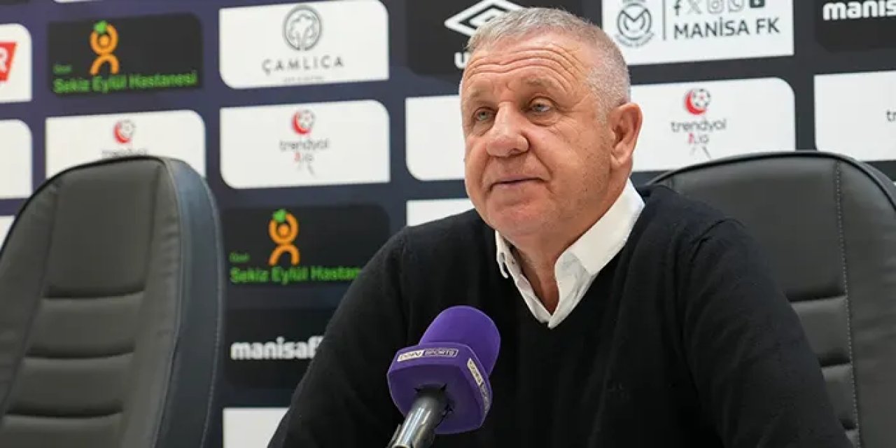 Görevi bırakacağını açıklayıp futbolcularına ateş püskürdü! "Bu kadar şahsiyetsiz durulmaz"