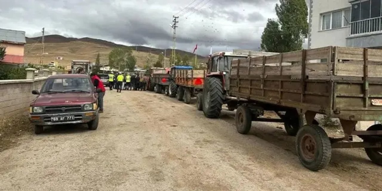 Bayburt’ta çiftçilere reflektör uyarısı: “Görünürlüğünüz can güvenliğinizdir”