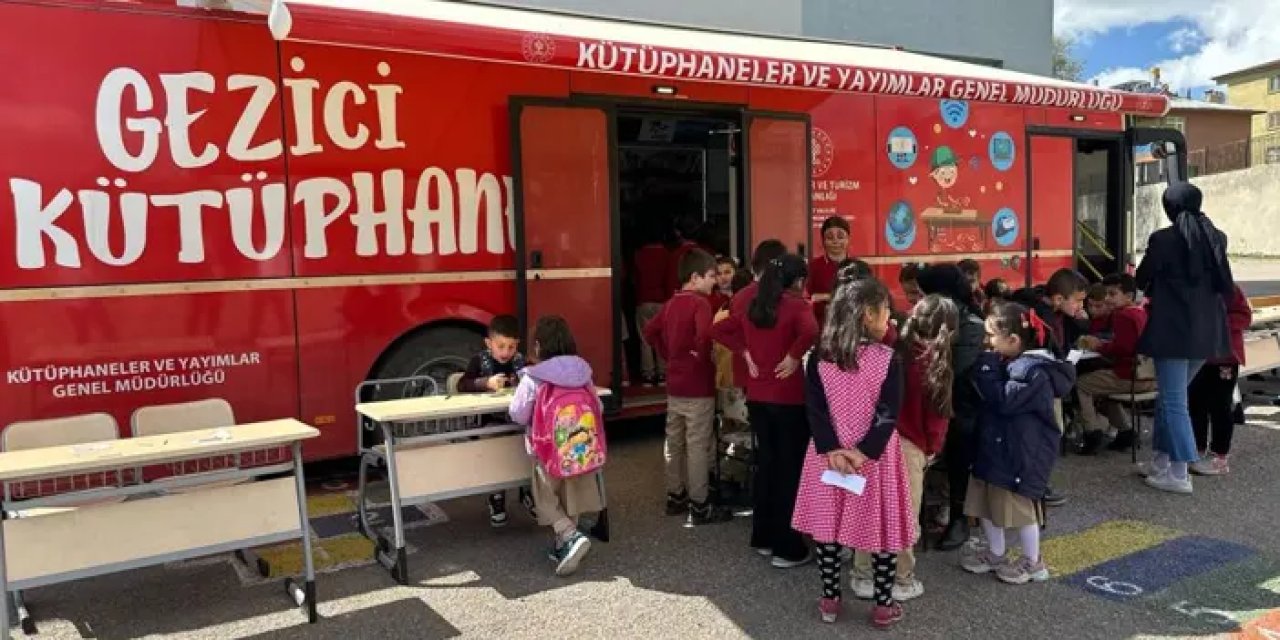 Bayburt’ta gezici kütüphane öğrencilere tanıtıldı!
