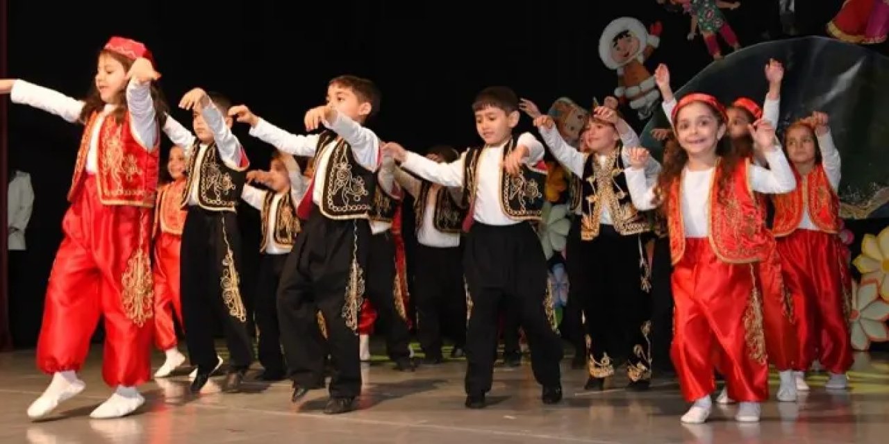 Gümüşhane’de 23 Nisan Ulusal Egemenlik ve Çocuk Bayramı coşkusu