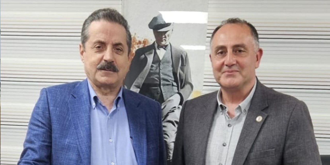 AK Parti Artvin Milletvekili Faruk Çelik: "Esnafın derdi bizim derdimizdir, hepsi baş tacıdır"