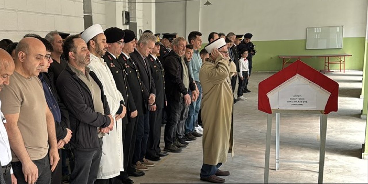 Giresun'da vefat eden Uzman Çavuş Yeren, memleketinde defnedildi