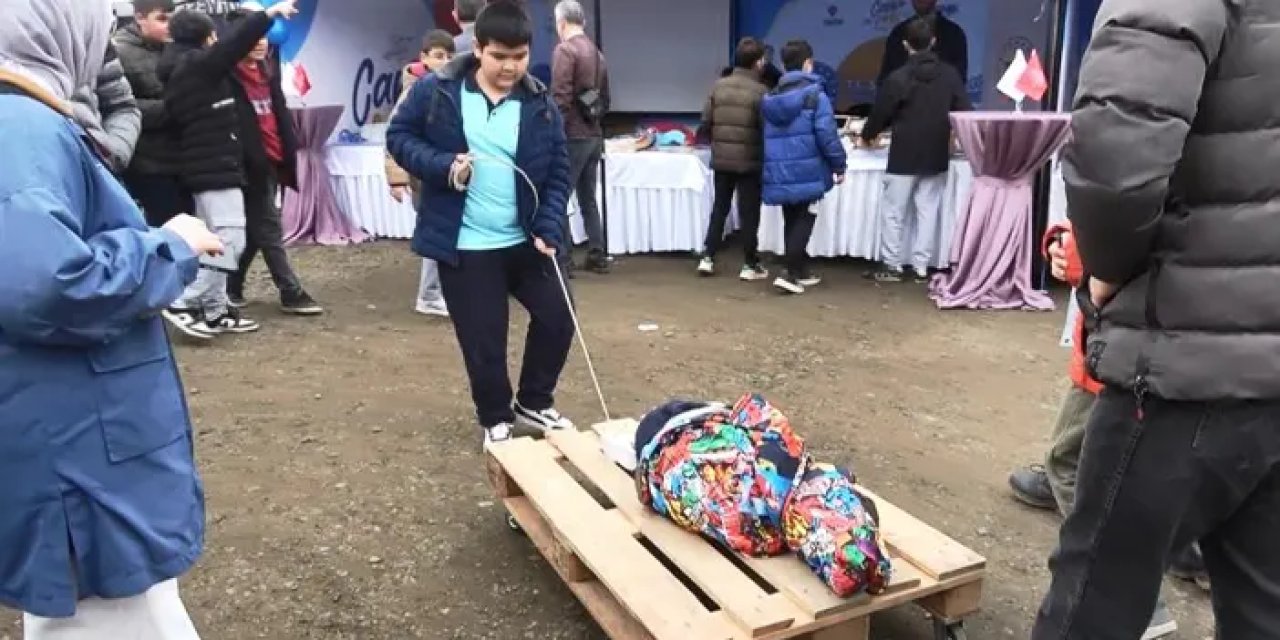Samsun’da bedensel engelli öğrenciden bilyalı palette sürüş keyfi!