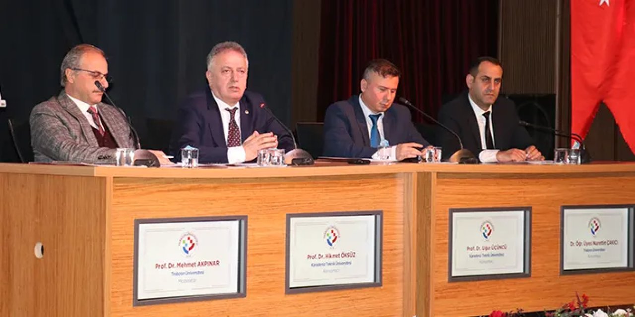 Trabzon'da "Ermeni Meselesi" konulu panel düzenlendi