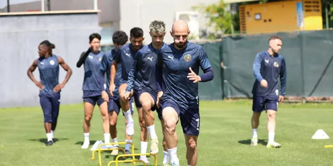 Trabzonspor'un rakibi Alanyaspor'da hazırlıklar tamam