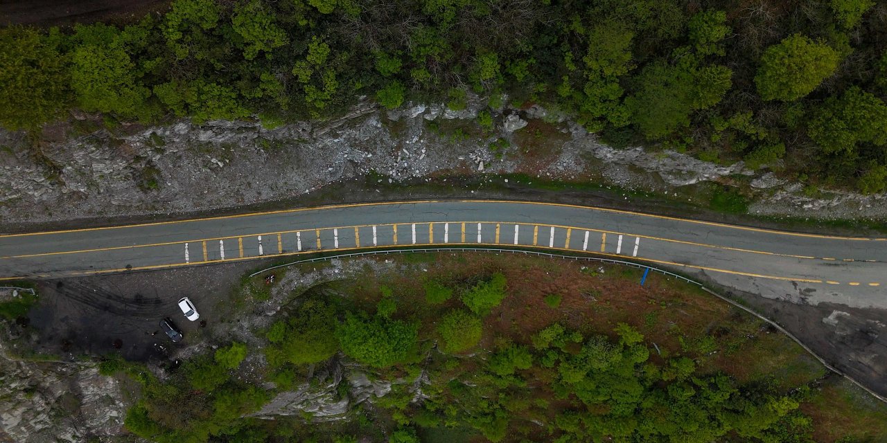 Artvin'de tünel kapandı tarihi yol eski günlerine döndü