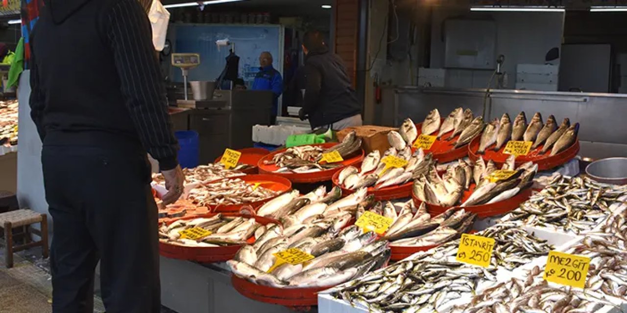 Trabzon'da tezgahları istavrit ve mezgit süslüyor! Fiyatı ne kadar?
