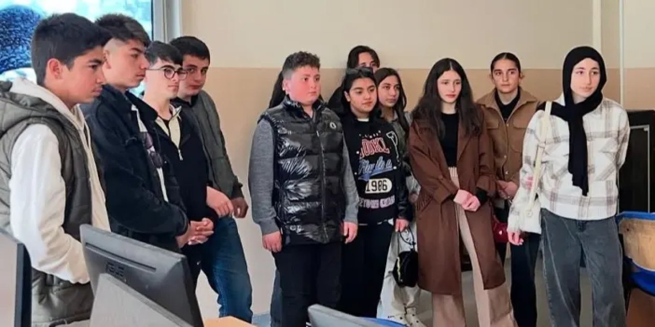 Bayburt’ta lise tanıtım gezileri başladı!