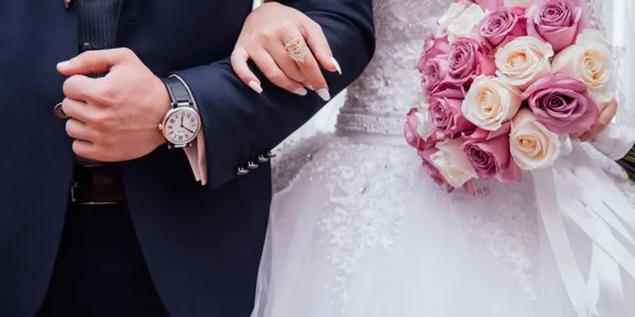 Evlenirken kara kara düşünen gençlere müjde! Bakan duyurdu: "İndirim uygulayacağız"