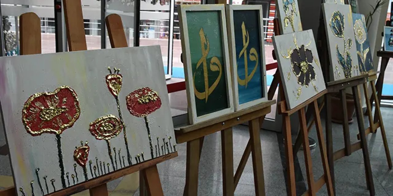 Trabzon'da velilerin el sanatları sergilendi