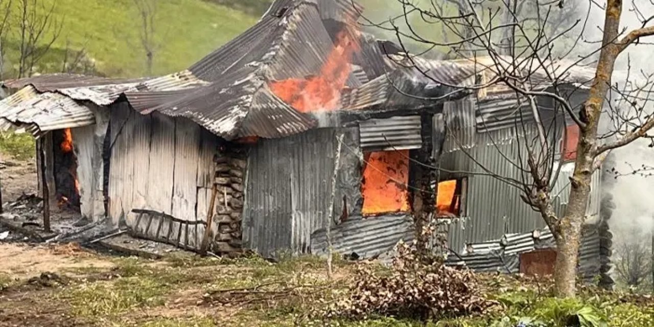 Ordu’da korkunç yangın! Yaşlı adamın evi kül oldu