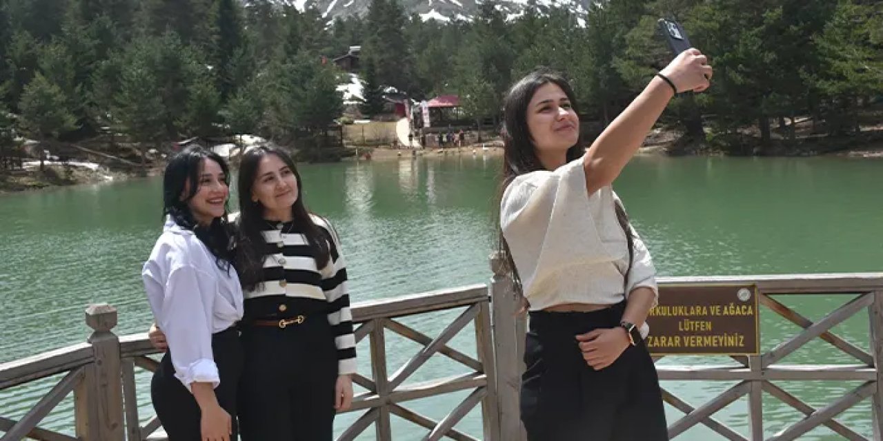 Zigana'nın gözdesi Limni Gölü yeni sezona kapılarını açtı