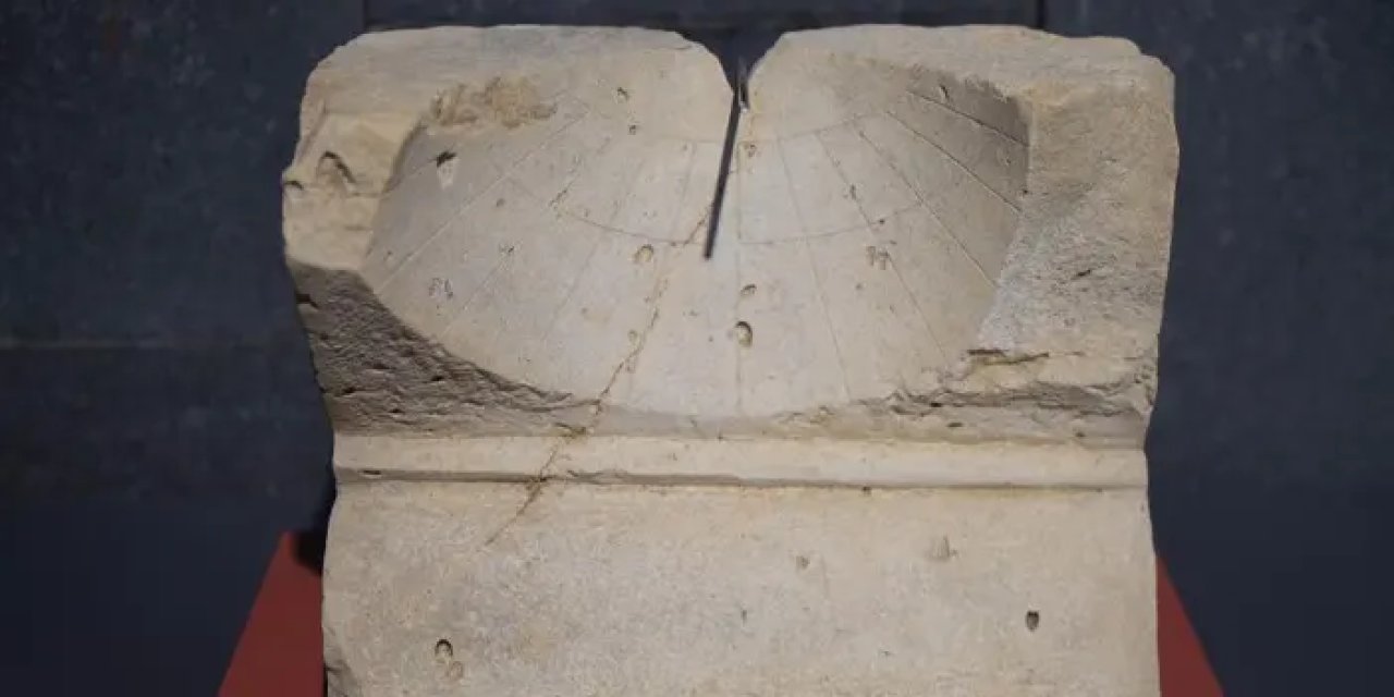 Samsun Müzesi’nde Roma Dönemine ait güneş saat, sergileniyor!