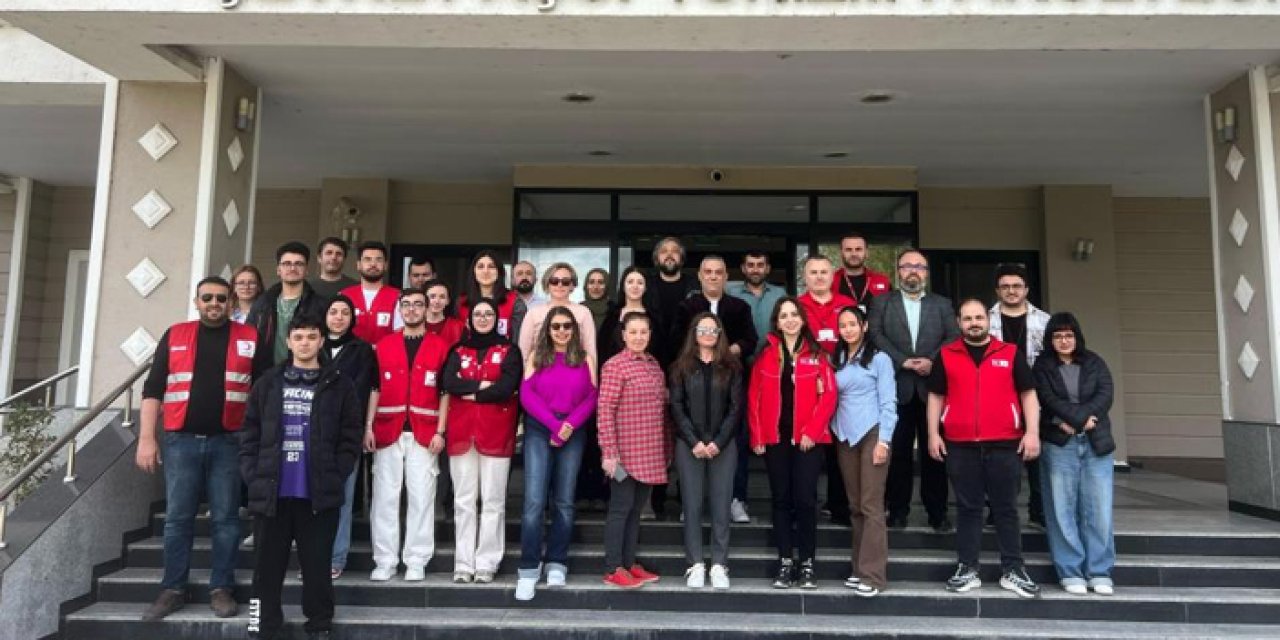 Samsun’da sensiz olmaz sloganıyla kan bağışı etkinliği düzenlendi