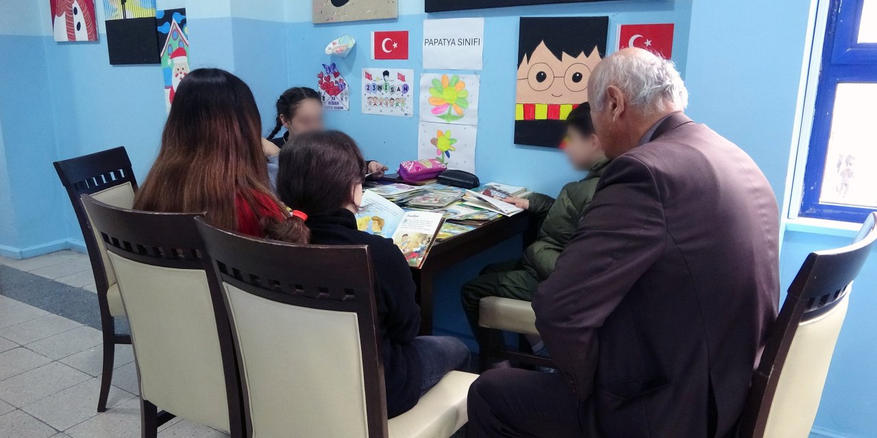 Emekli öğretmenden gönüllü eğitim desteği