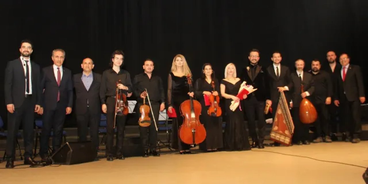 TRT TSM Gençlik Korosu'ndan “Gençlik ve Bahar” konseri