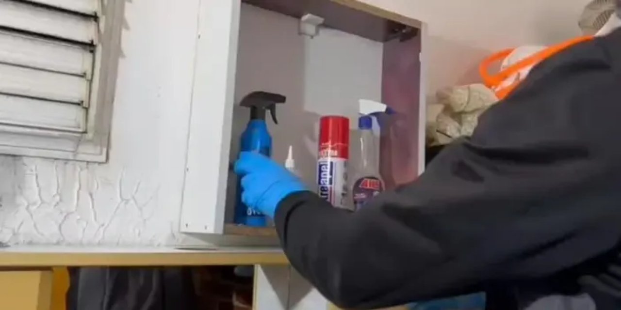 Samsun’da işyerindeki gizli bölmeden kaçak tütün çıktı!