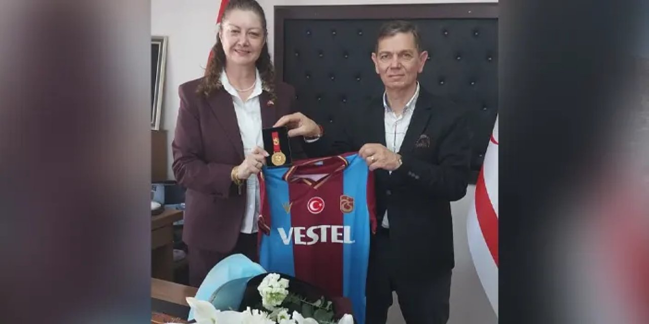 Trabzonspor’dan KKTC Başkonsolosu’na anlamlı ziyaret