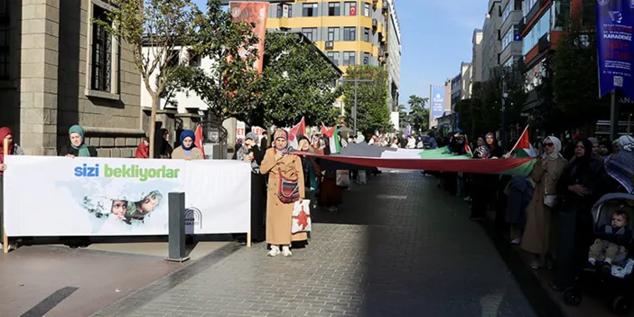 Trabzon'da tepki yürüyüşü! "Açlıkla öldürüyorlar, susuzlukla boğuyorlar"