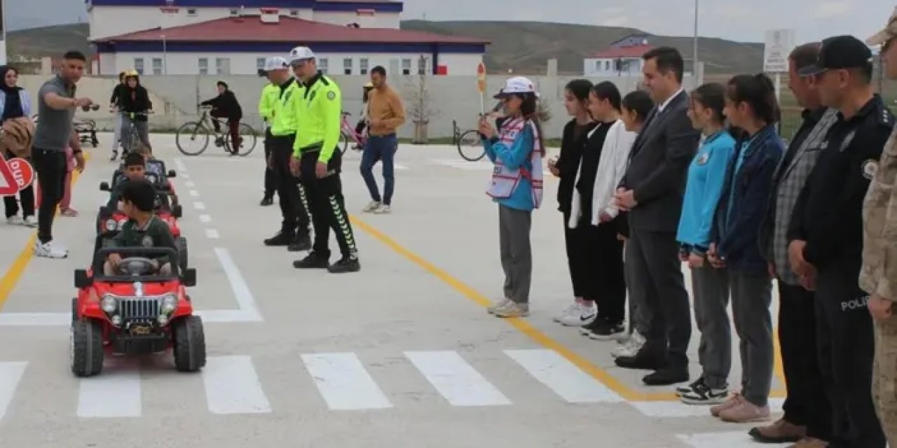 Bayburt’ta trafik haftasına özel etkinlikler düzenlendi