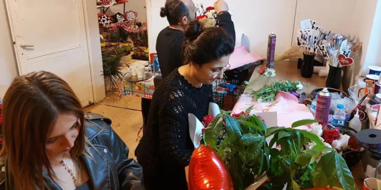Samsun’da çiçekçilerin anneler günü mesaisi!