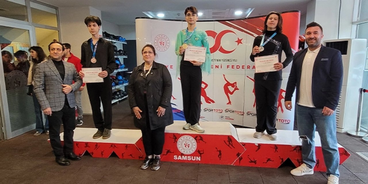 Samsun'da Artistik Buz Pateni Amatörler Yarışması sona erdi