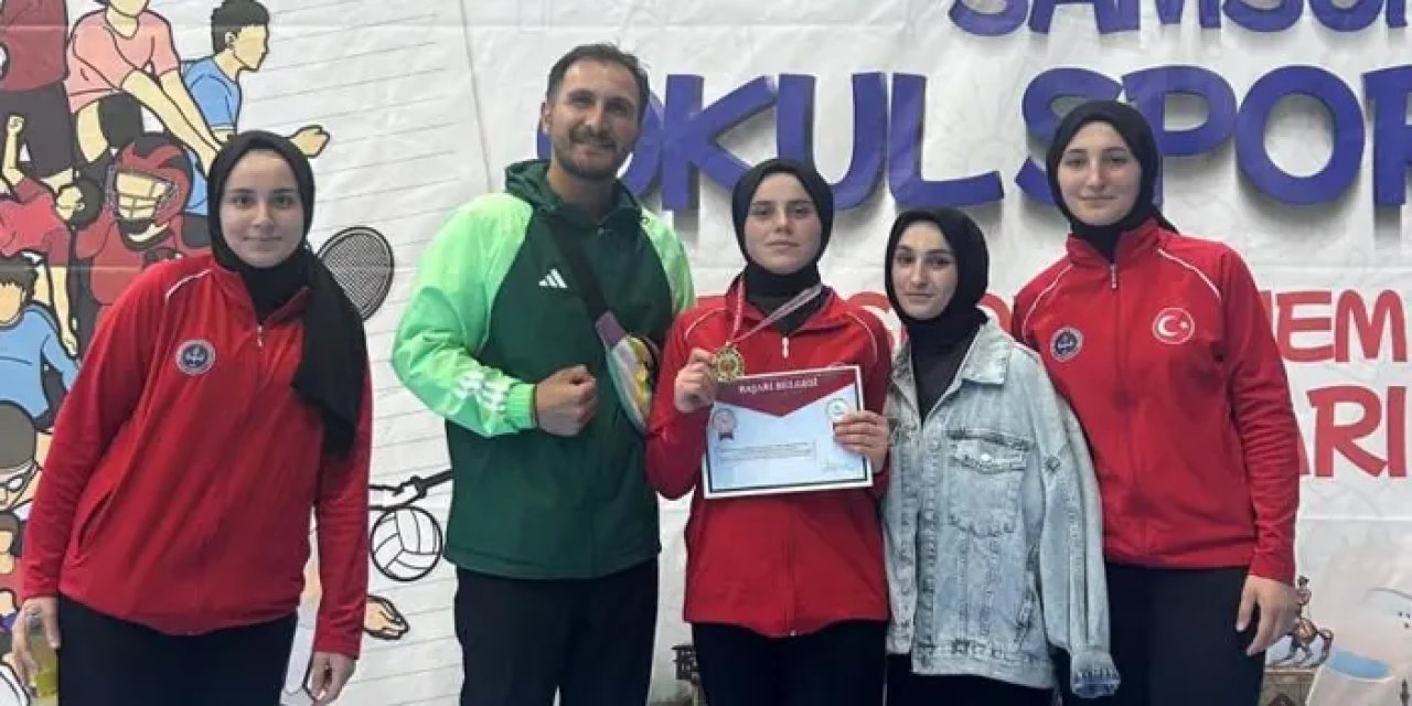 Bayburtlu lise öğrencisi Türkiye şampiyonu oldu!