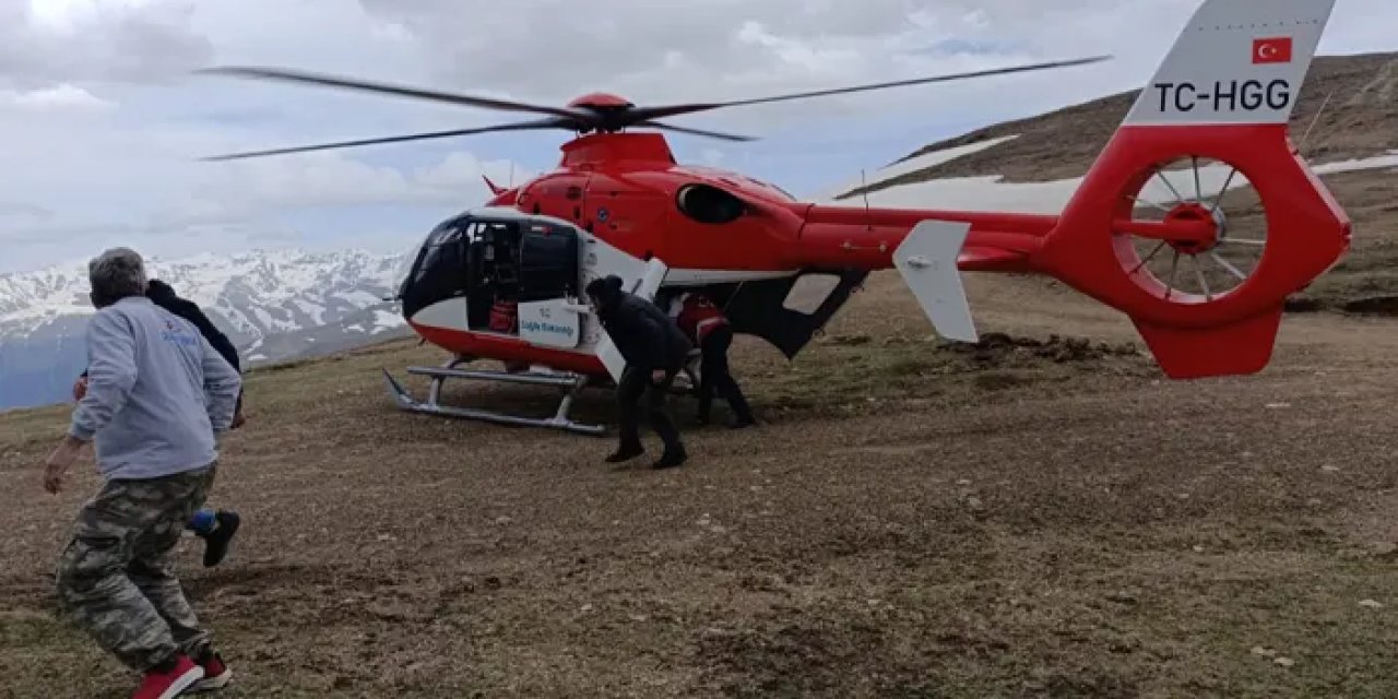 Trabzon'da ambulans helikopterle zamana karşı yolculuk! Kalp krizi geçiren adam kurtarıldı