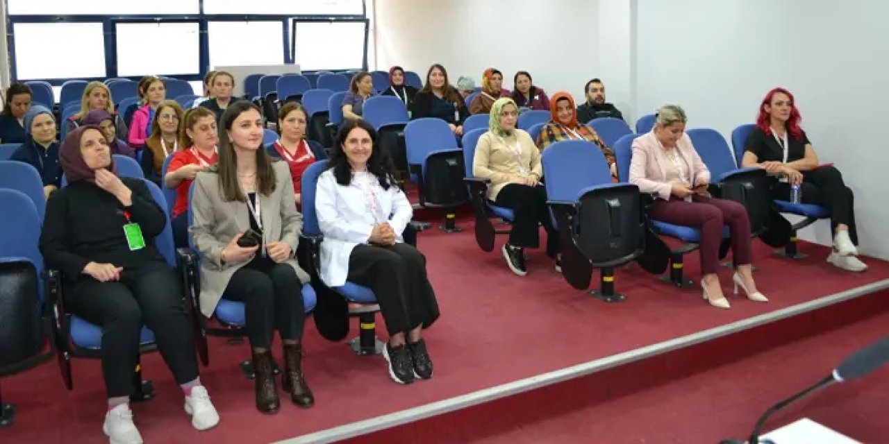 Avrasya Üniversitesi’nden sağlık çalışanlarına eğitim!