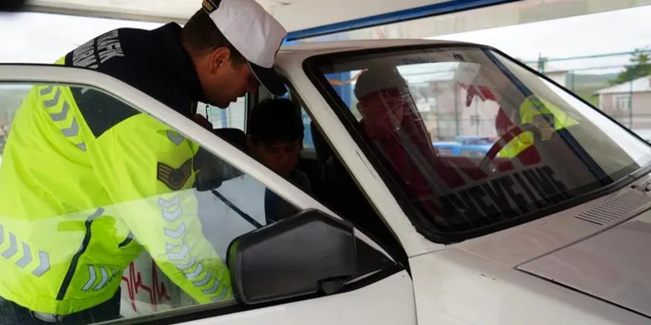 Bayburt’ta emniyet kemerinin önemli simülasyon ile anlatıldı!