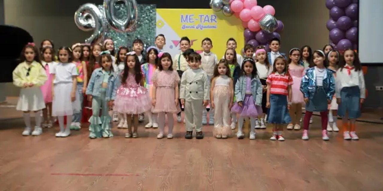 Me-Tar Sanat Akademisi miniklerinin gösterisi beğeni topladı