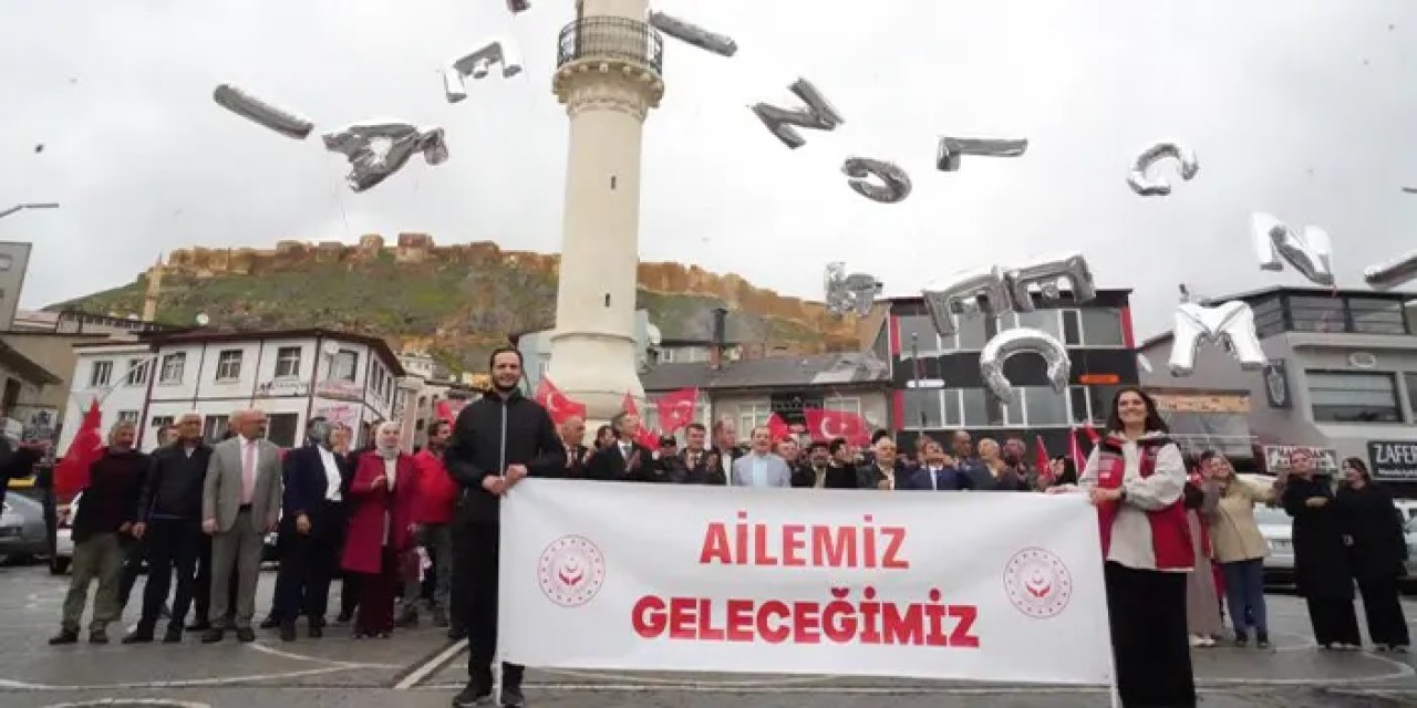 Bayburt’ta 'Aile Yılı İçin Kortej Yürüyüşü' düzenlendi!