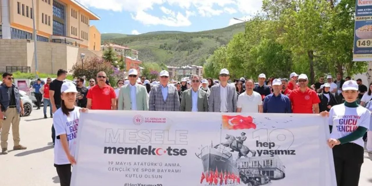 Bayburt’ta ‘Gençlik Yürüyüşü’