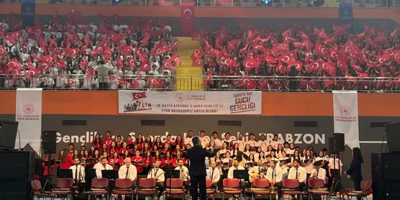 Trabzon’da 19 Mayıs coşkusu! “Umudumuz sizler olacaksınız”