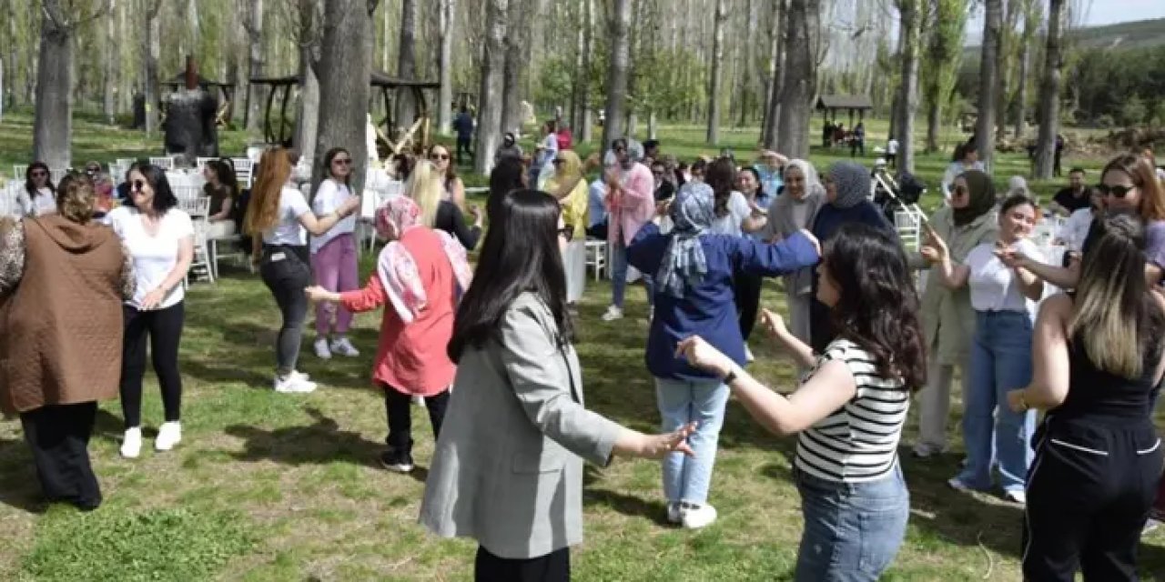 Bayburt’ta hemşireler haftası coşku içinde kutlandı!