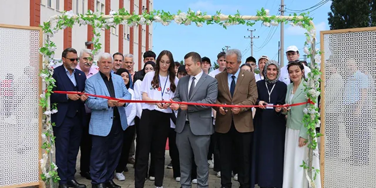 Trabzon'da TÜBİTAK Bilim Fuarı açıldı