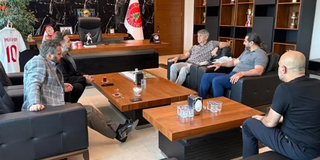 Şenol Güneş Ümraniyespor'u ziyaret etti