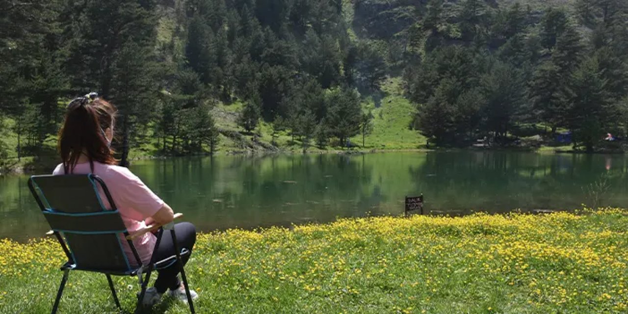 Doğu Karadeniz'de cennetten bir parça! Ziyaretçi akını yaşanıyor