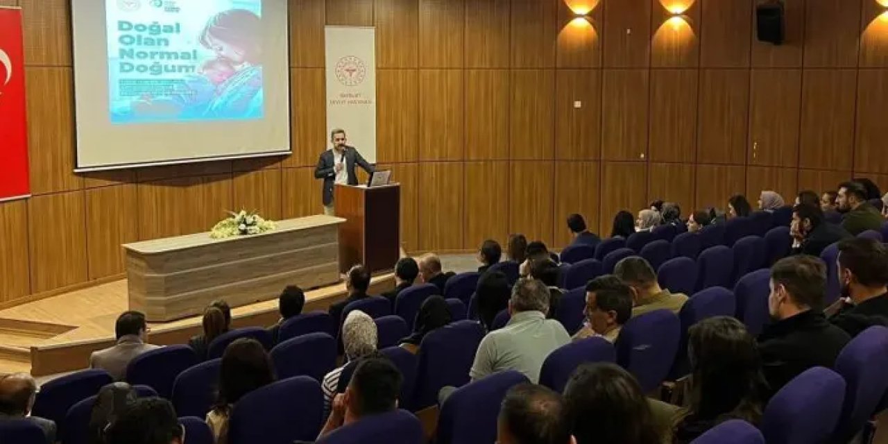 Bayburt’ta Normal Doğum Eylem Planı kapsamında ebelere eğitim