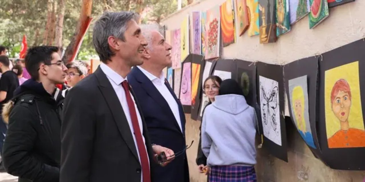 Bayburt’ta öğrencilerin projeleri görücüye çıktı!